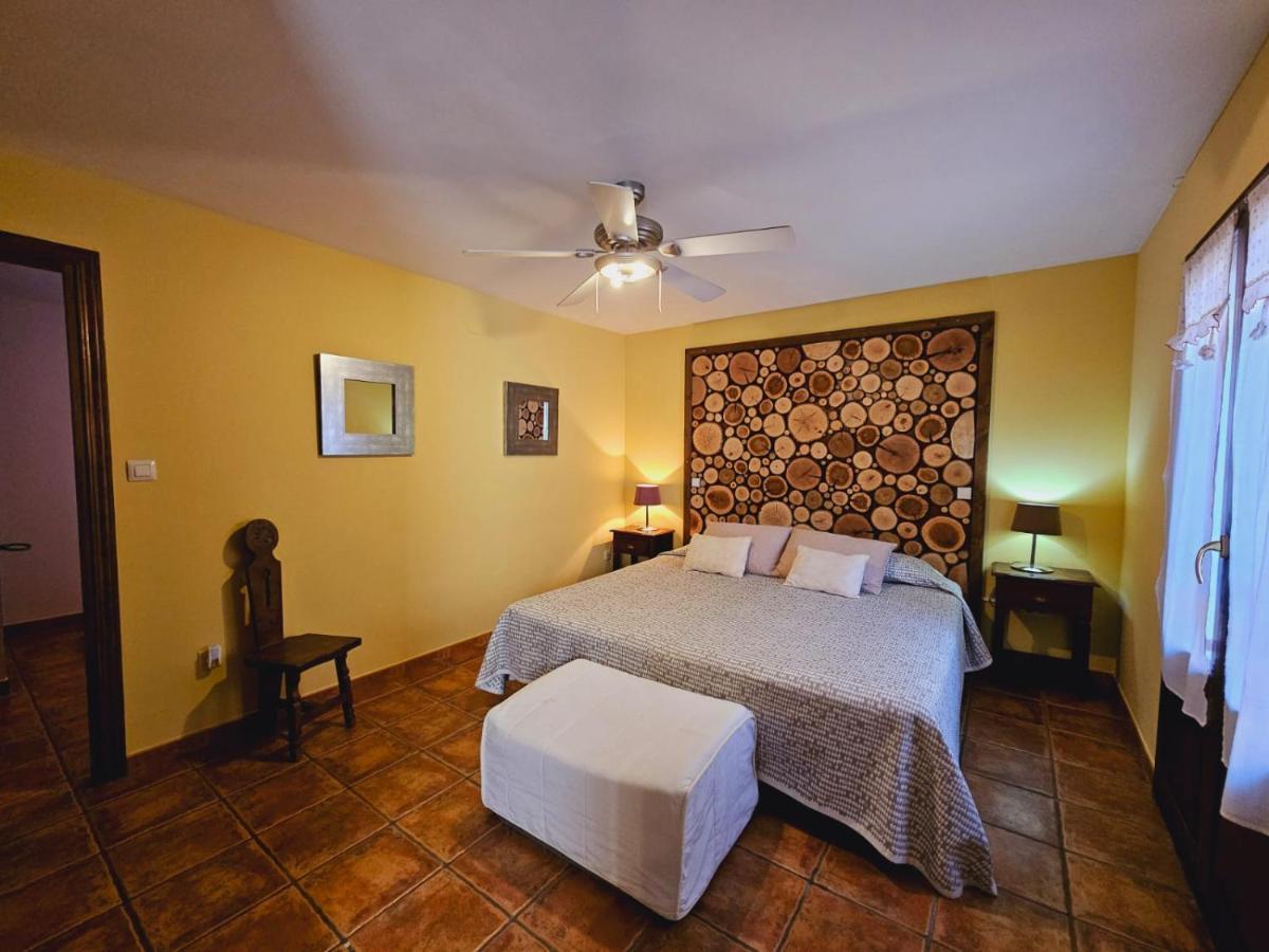 Lagar De Palacio Santa Cilia de Jaca Room photo