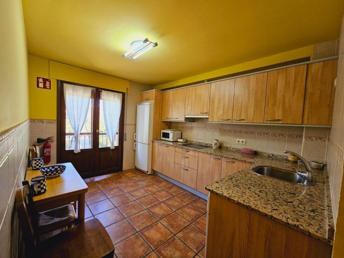 Lagar De Palacio Santa Cilia de Jaca Room photo